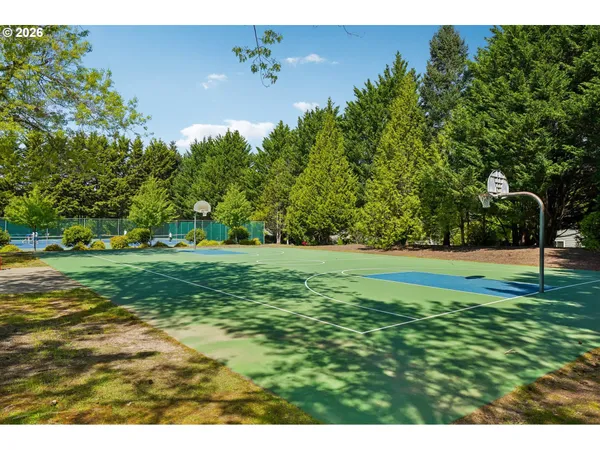 $775,000 | 10300 Southwest Coquille Drive, Tualatin, OR 97062