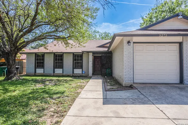 $1,700 | 5275 Meadow Rise Street, Unit 5275, San Antonio, TX 78250