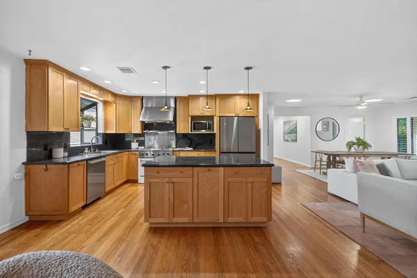 $725,000 | 3414 Marshall Avenue, Carmichael, CA 95608