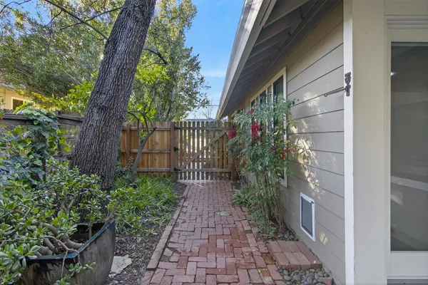 $725,000 | 3414 Marshall Avenue, Carmichael, CA 95608