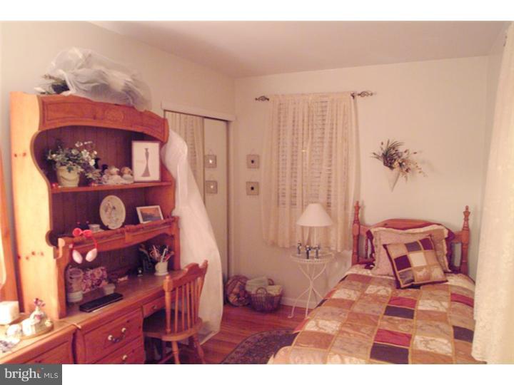 11705 Stevens Road Philadelphia, PA 19116 - Photo 14 of 23 Bedroom 2