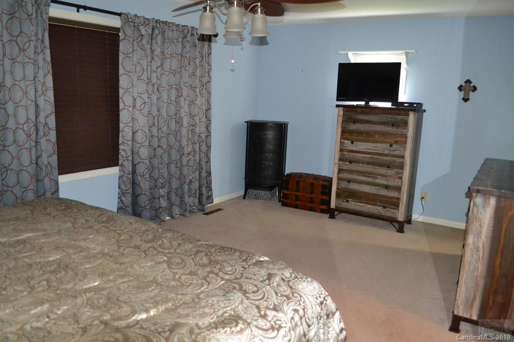 5668 Hayes Waters Road Morganton, NC 28655 - Photo 23 of 46 Gallery Image 23