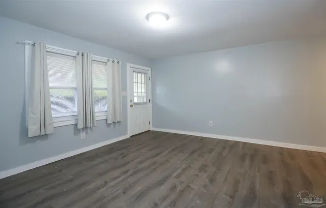 $435,000 | 118 Shirley Drive, Gulf Breeze, FL 32561