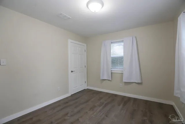 $435,000 | 118 Shirley Drive, Gulf Breeze, FL 32561