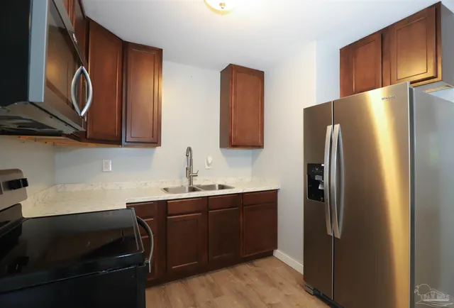 $435,000 | 118 Shirley Drive, Gulf Breeze, FL 32561