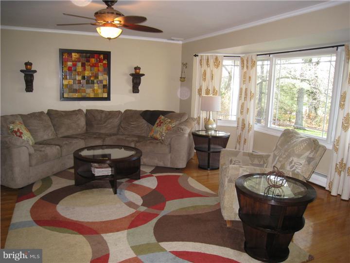 609 McKean Road Ambler, PA 19002 - Photo 2 of 25 Living Room