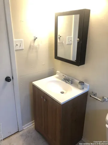 $1,500 | 626 Aviation Avenue, Schertz, TX 78154