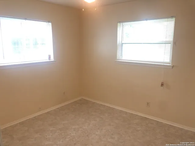 $1,500 | 626 Aviation Avenue, Schertz, TX 78154