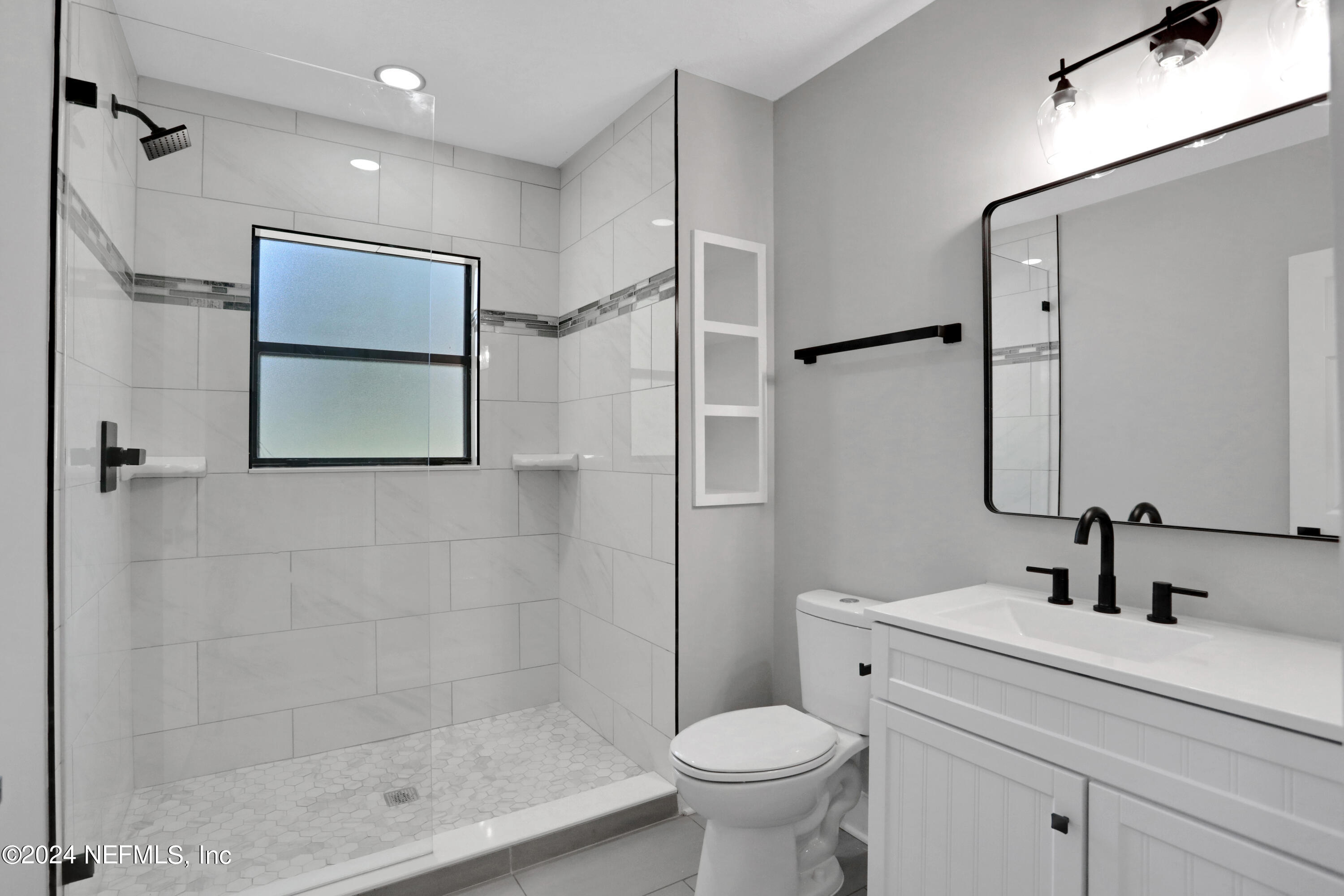 6041 Ribault Road Jacksonville, FL 32209 - Photo 15 of 31 7O0A8308