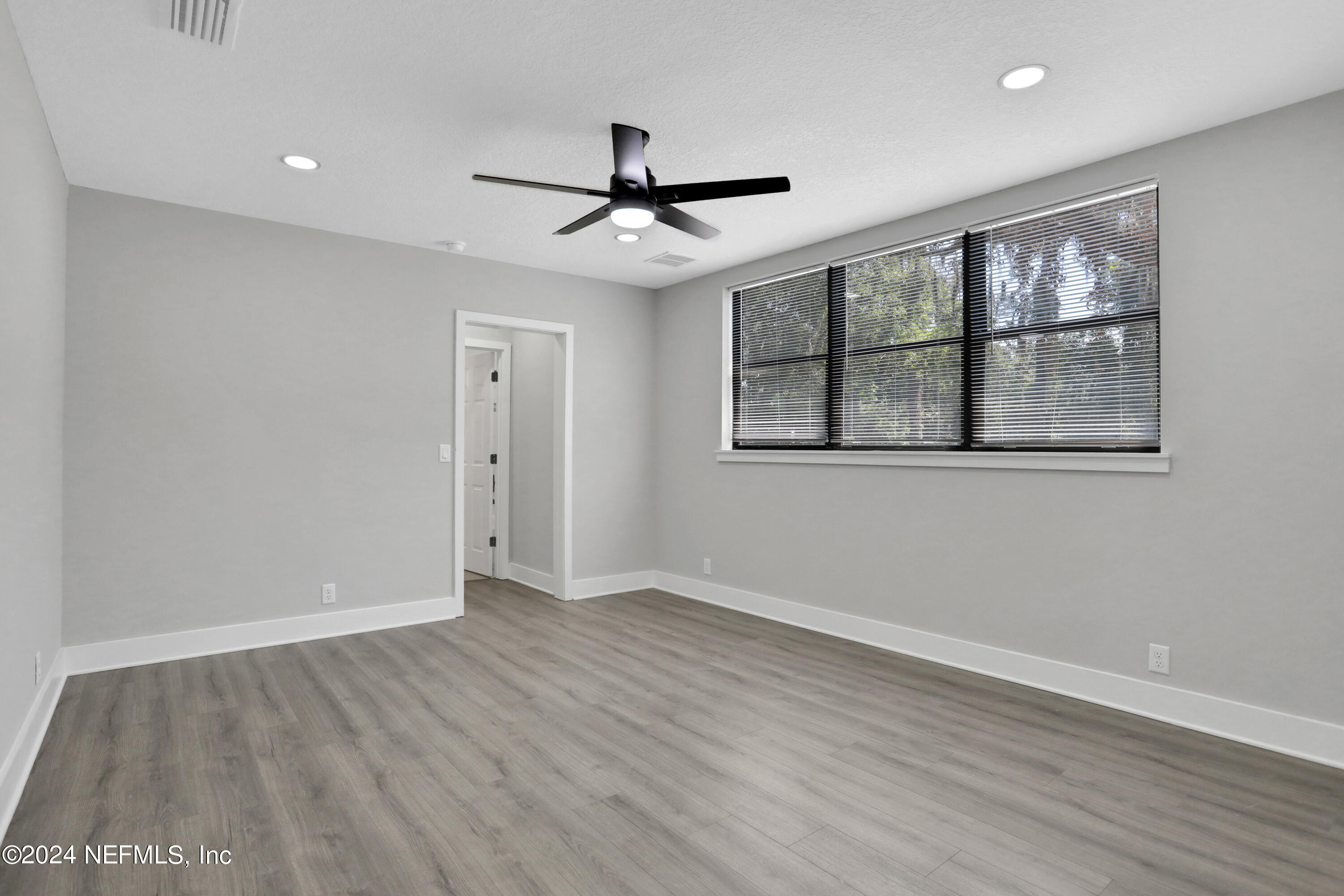 6041 Ribault Road Jacksonville, FL 32209 - Photo 19 of 31 7O0A8380