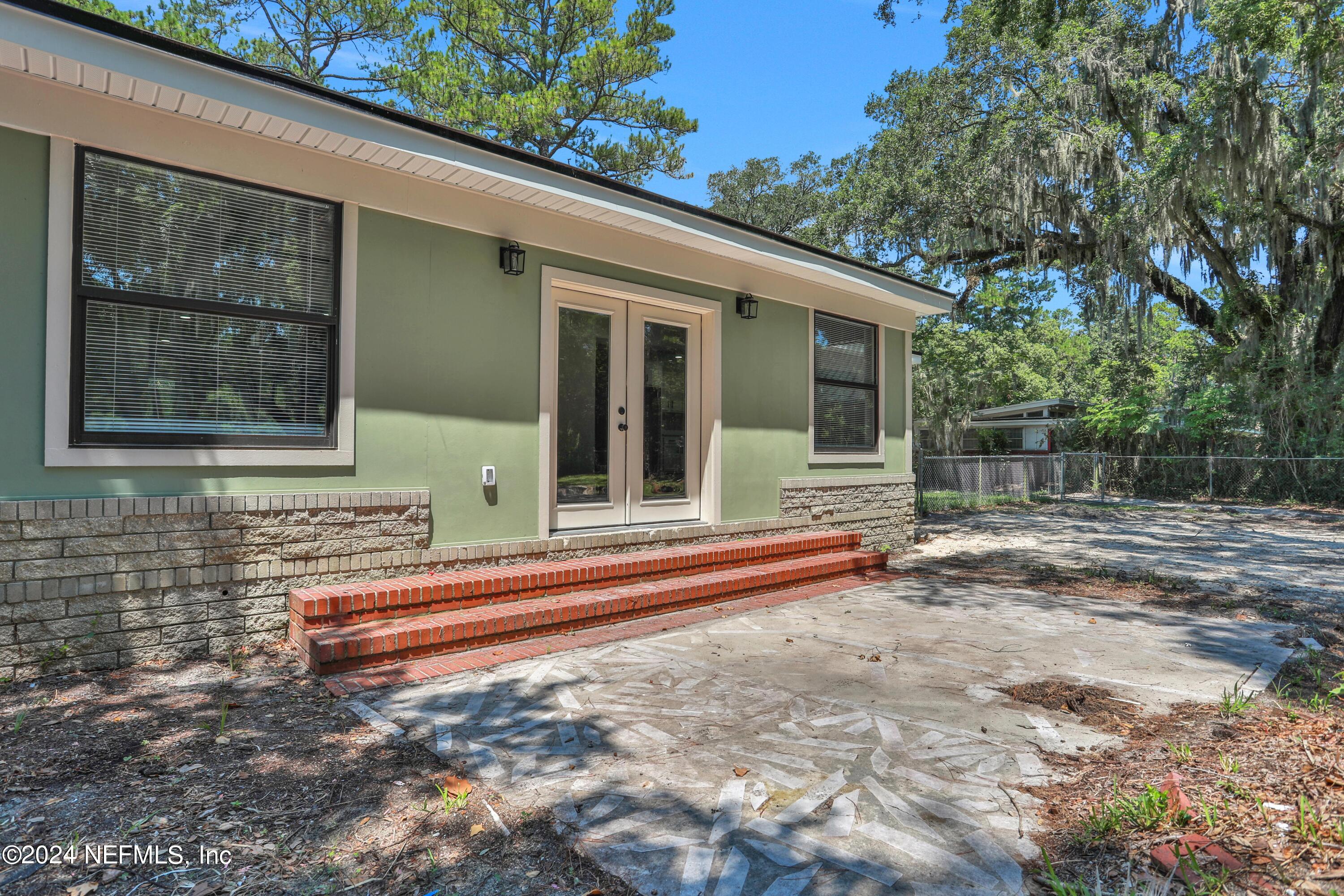 6041 Ribault Road Jacksonville, FL 32209 - Photo 26 of 31 7O0A8471