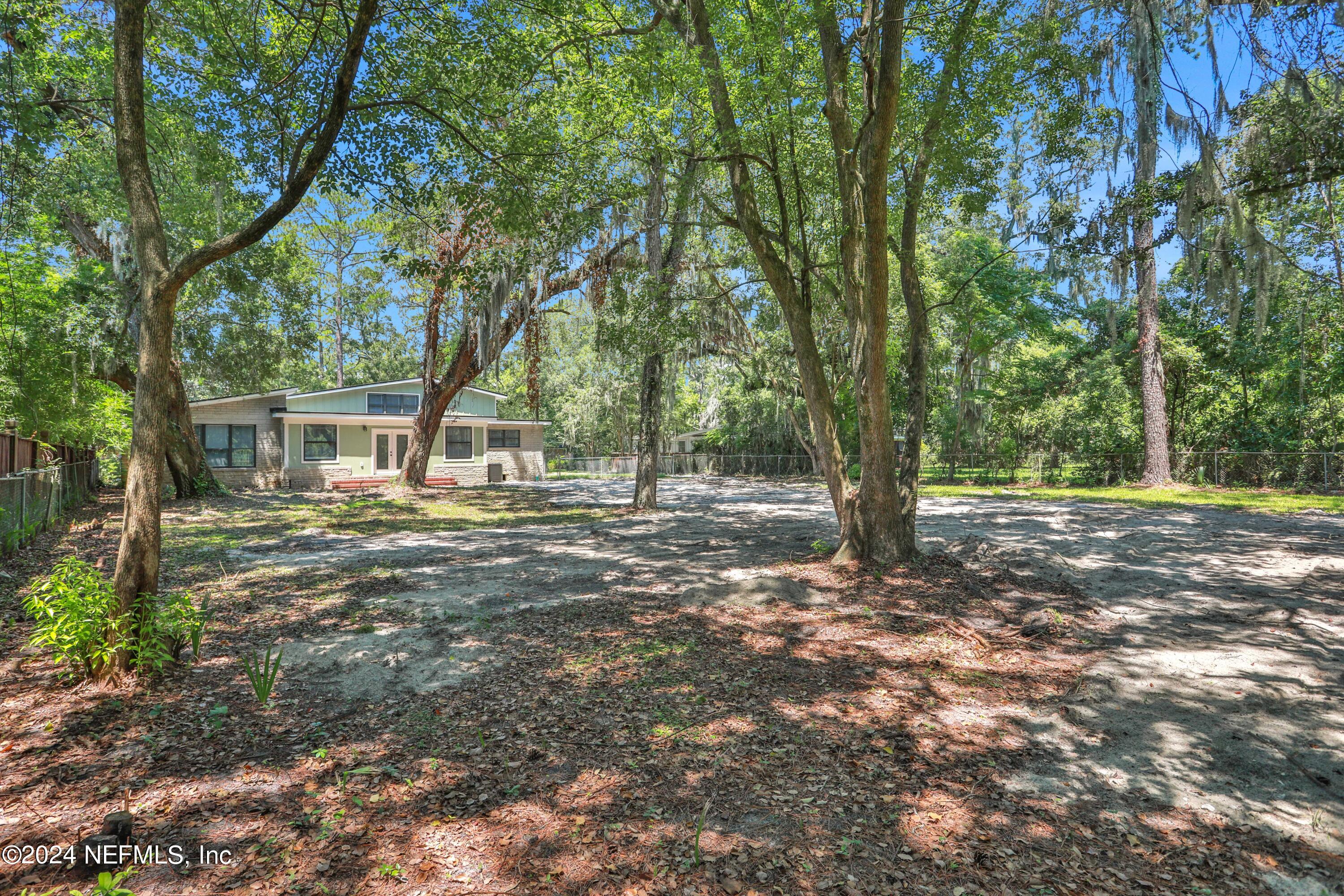 6041 Ribault Road Jacksonville, FL 32209 - Photo 29 of 31 7O0A8479