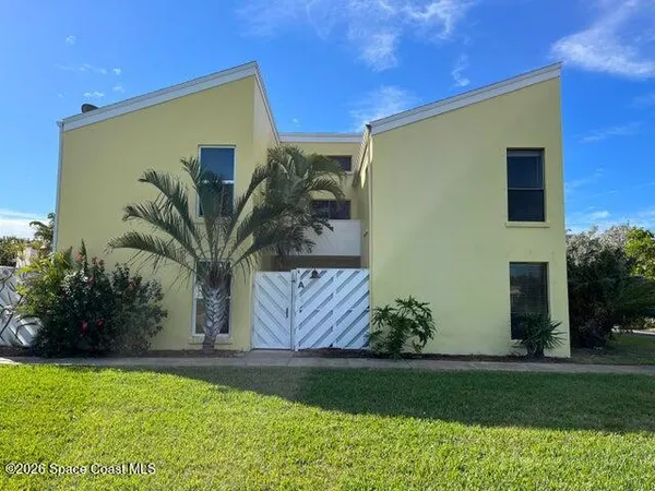 $2,000 | 119 Coral Way East, Unit A, Indialantic, FL 32903
