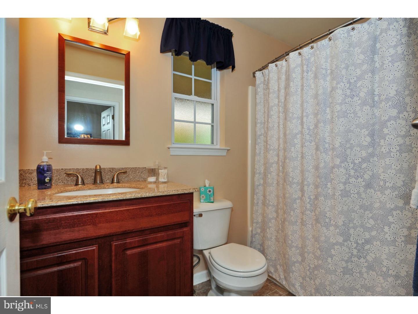 2263 East Buck Road Pennsburg, PA 18073 - Photo 20 of 25 Bathroom