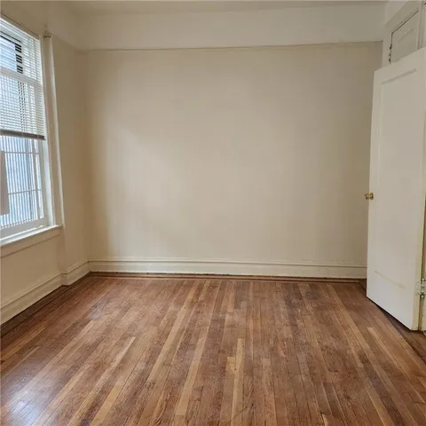 $339,000 | 590 Parkside Avenue, Unit 2BE | Prospect Lefferts Gardens