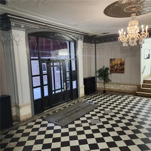 $339,000 | 590 Parkside Avenue, Unit 2BE | Prospect Lefferts Gardens