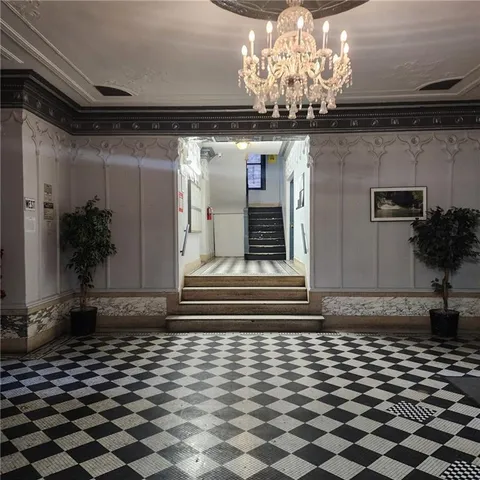 $339,000 | 590 Parkside Avenue, Unit 2BE | Prospect Lefferts Gardens