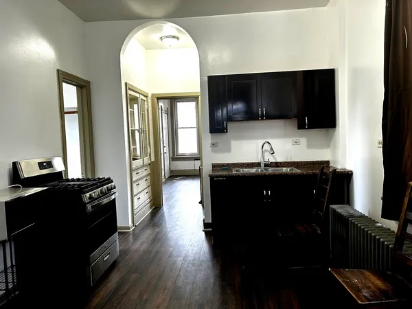 $1,600 | 2744 West 23rd Street, Chicago, IL 60608