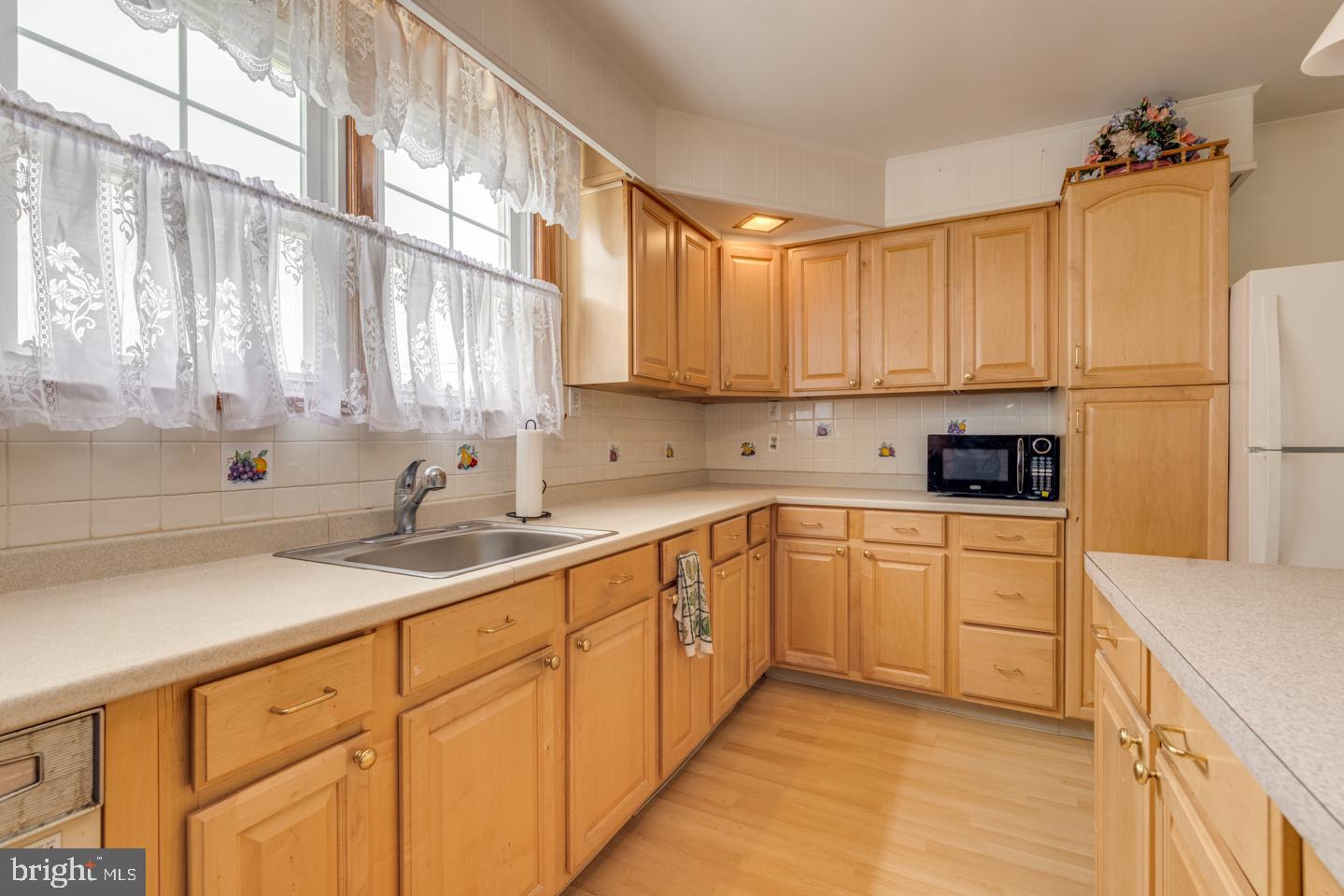 411 Rancocas Avenue Riverside, NJ 08075 - Photo 18 of 44