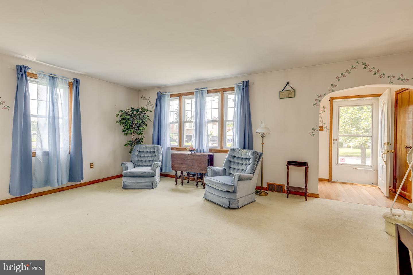 411 Rancocas Avenue Riverside, NJ 08075 - Photo 8 of 44