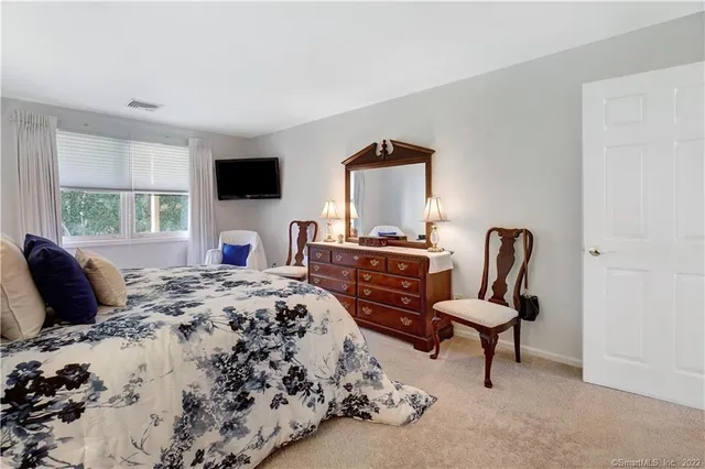 $199,000 | 1400 Hartford Turnpike, Unit 25, North Haven, CT 06473