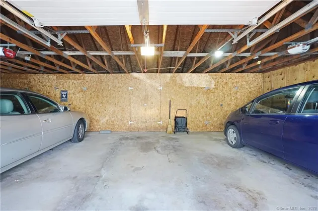 $199,000 | 1400 Hartford Turnpike, Unit 25, North Haven, CT 06473