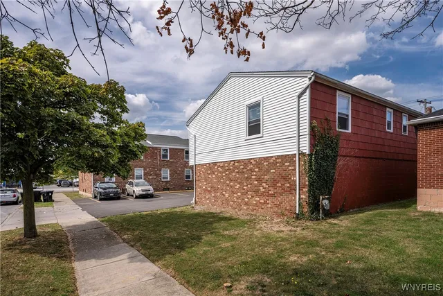 $1,850,000 | 2473 Elmwood Avenue, Buffalo, NY 14217