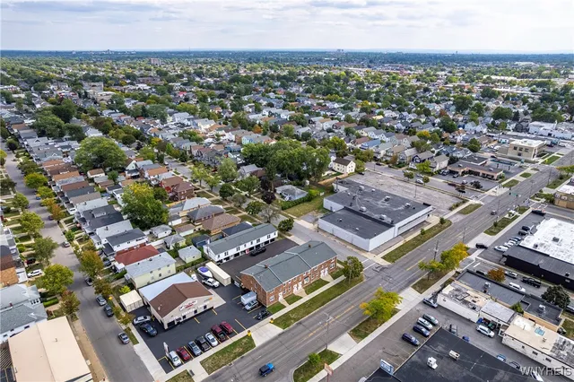 $1,850,000 | 2473 Elmwood Avenue, Buffalo, NY 14217