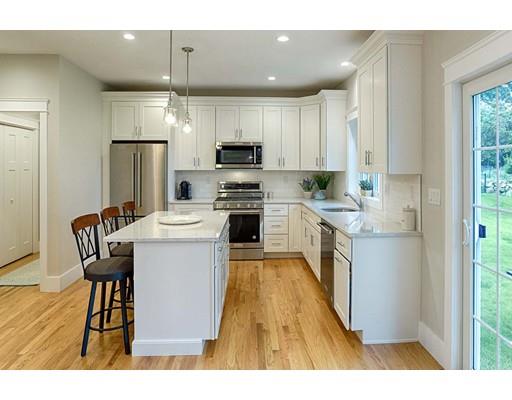 17 Oregon Road Southborough, MA 01772 - Photo 8 of 27