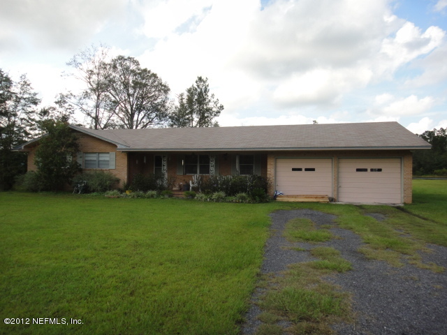 37216 Old Pineridge Road Hilliard, FL 32046 - Photo 1 of 13 Front-close up