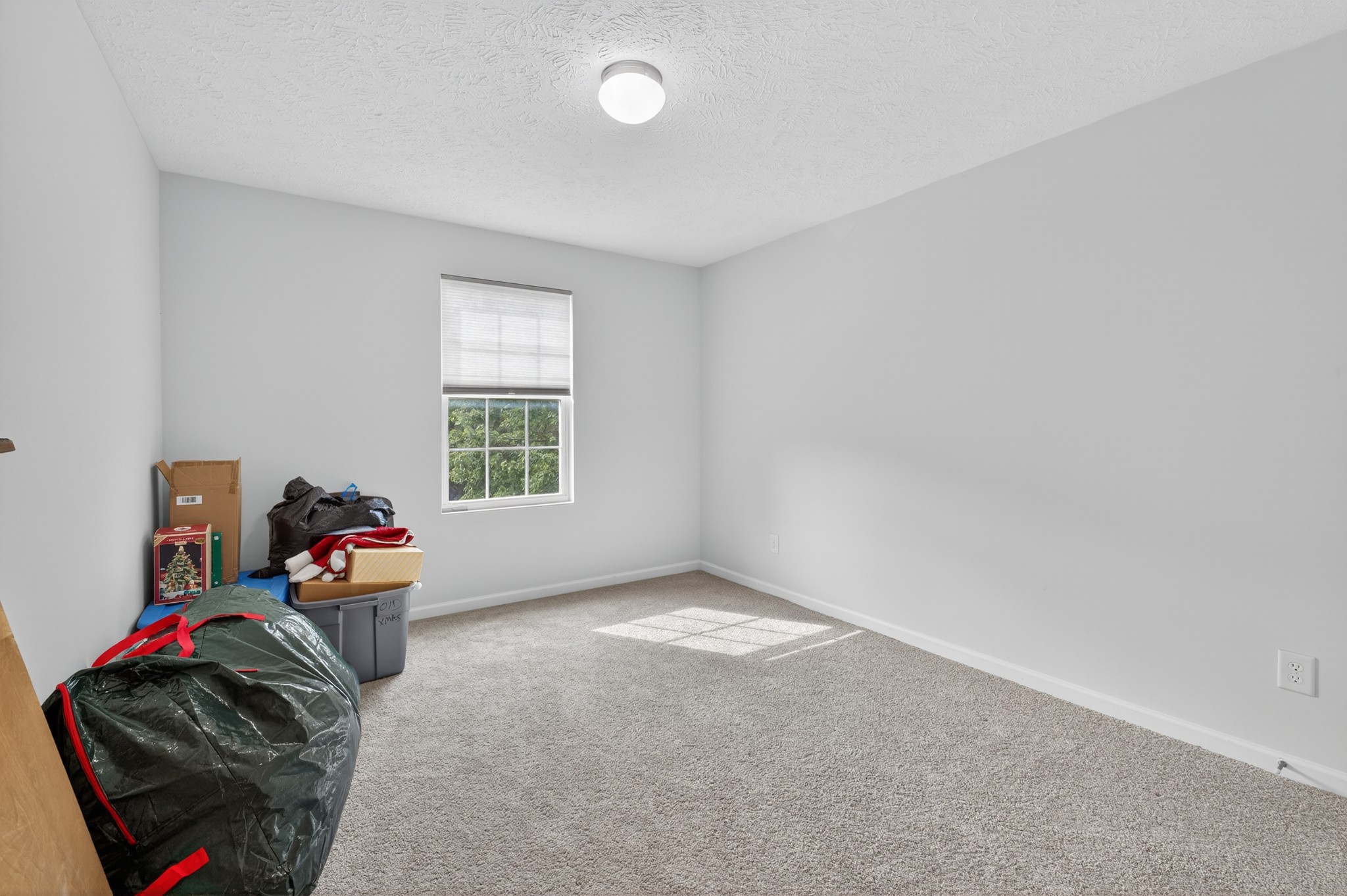 1309 Crown Point Place Nashville, TN 37211 - Photo 30 of 42 an empty room with toys and wooden floor