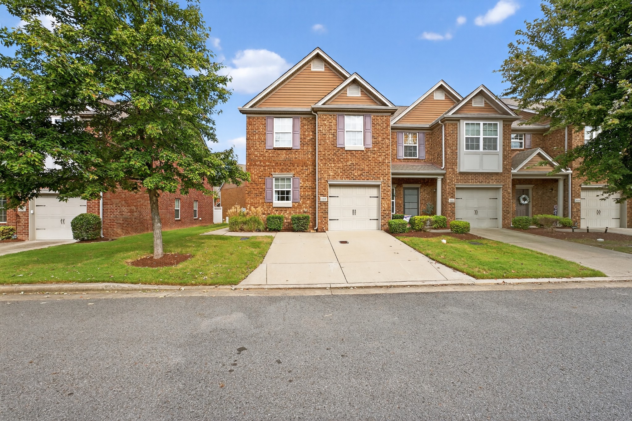 1309 Crown Point Place Nashville, TN 37211 - Photo 41 of 42 a view of outdoor space yard and front view of a house