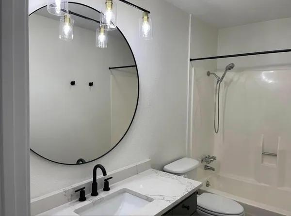 $2,400 | 909 Cripple Creek Drive, Austin, TX 78753