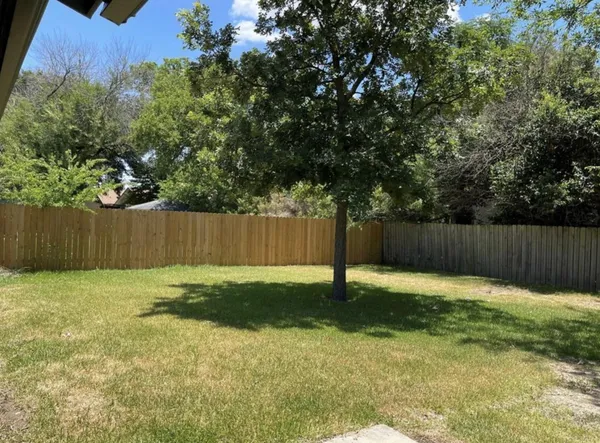 $2,400 | 909 Cripple Creek Drive, Austin, TX 78753