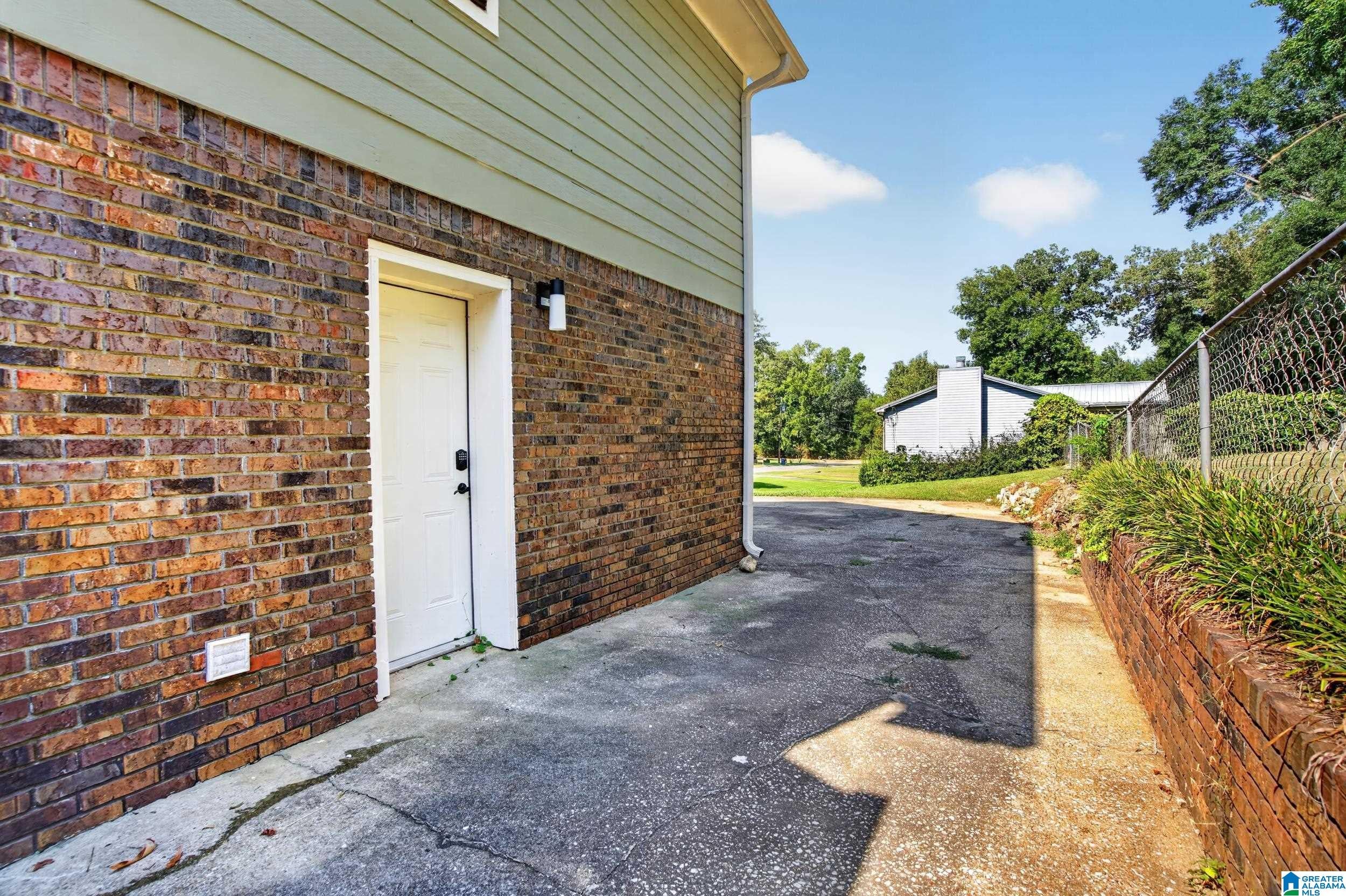 1816 Apache Way Alabaster, AL 35007 - Photo 40 of 45 Gallery Image 40
