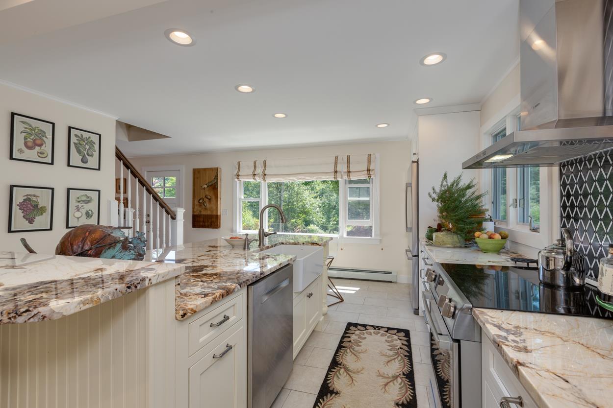 21 Goose Hole Road New London, NH 03257 - Photo 13 of 40 Gallery Image 13