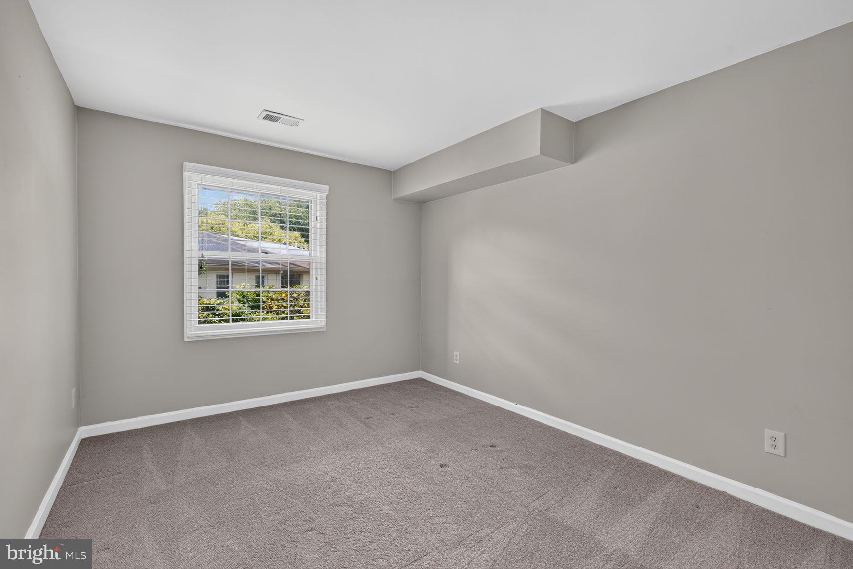 8358 K Dunham Court, Unit 627 Springfield, VA 22152 - Photo 15 of 15 Second bedroom