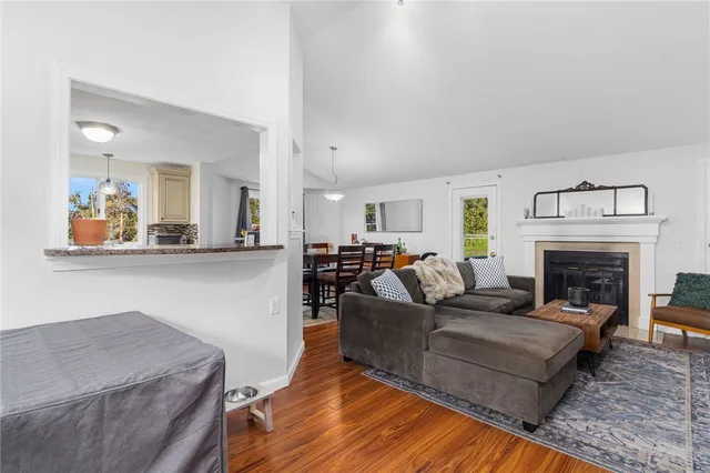 $339,000 | 58 Needle Grove Point, Unit D, North Providence, RI 02904