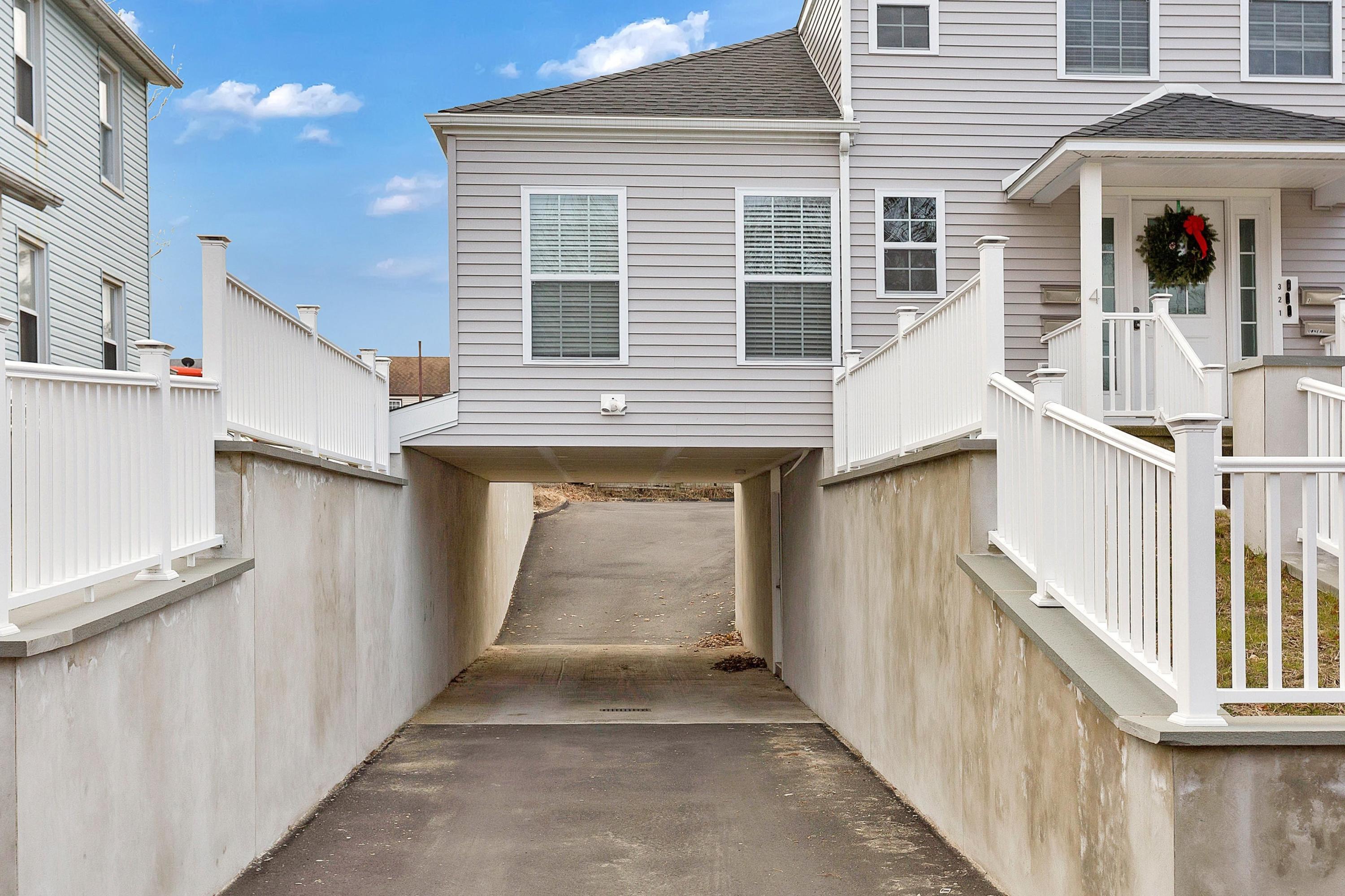 4 Lorena Street Norwalk, CT 06855 - Photo 4 of 24 004-369272-_MG_4917_9685399