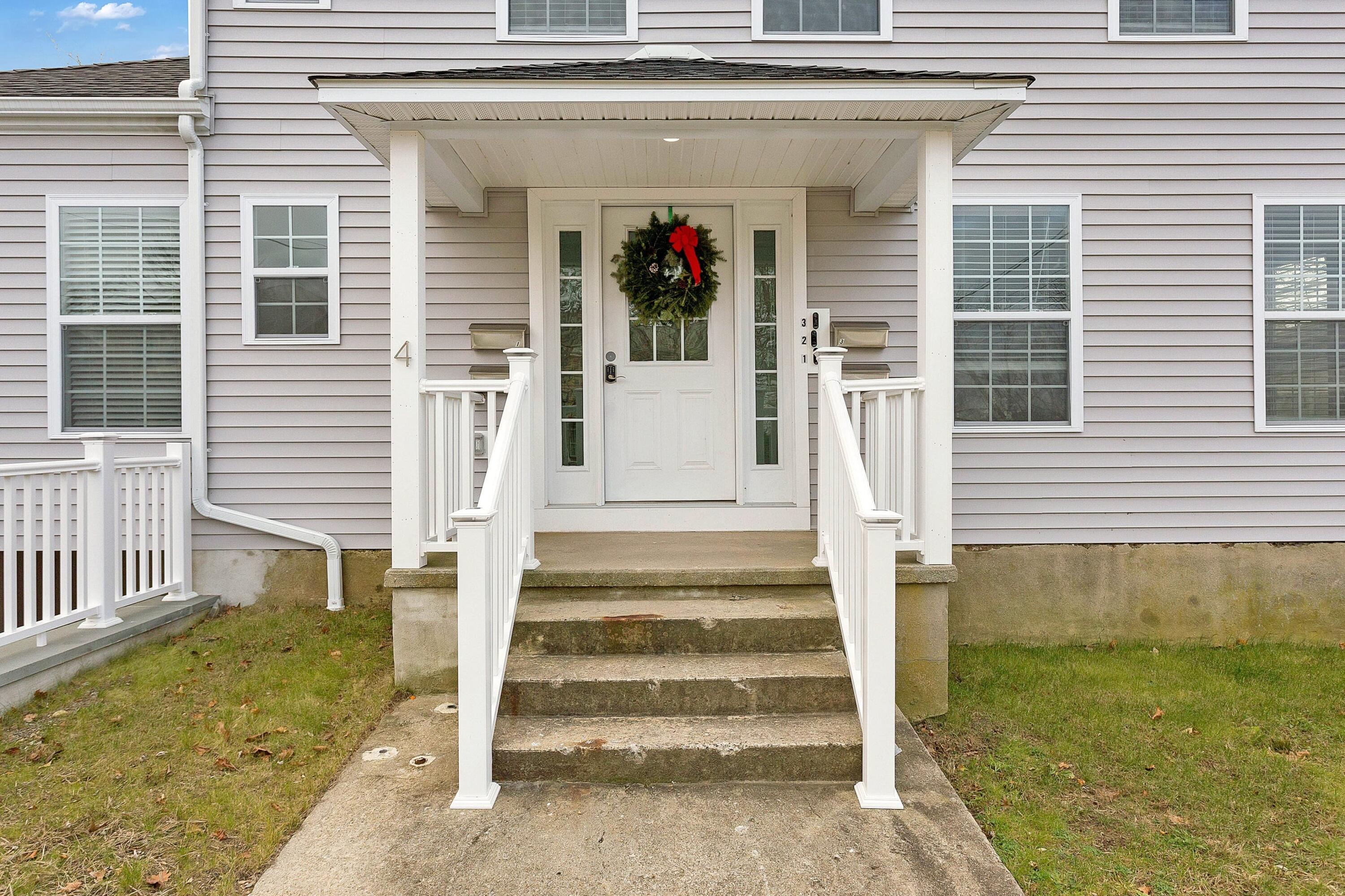 4 Lorena Street Norwalk, CT 06855 - Photo 5 of 24 005-369272-_MG_4918_9685400