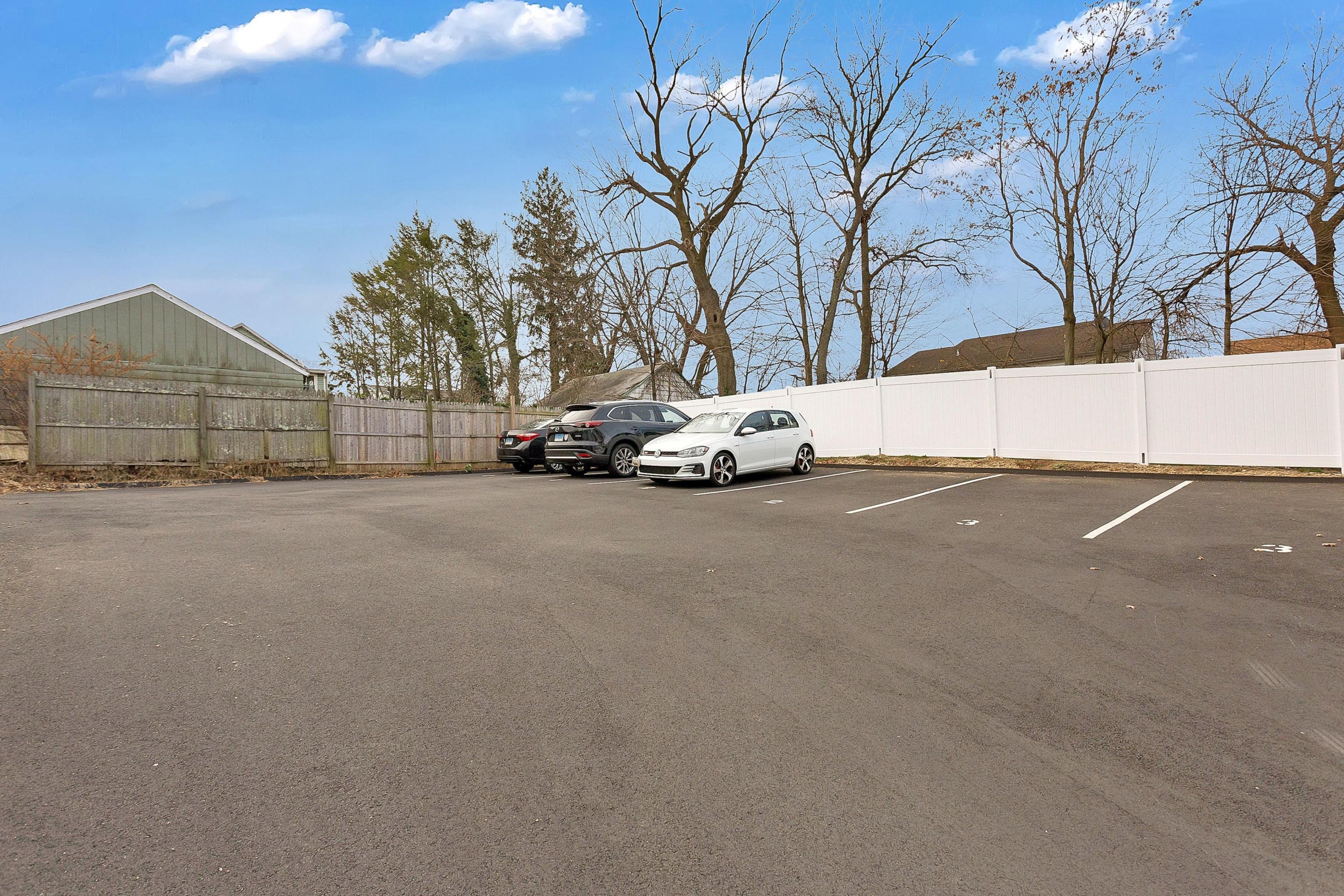 4 Lorena Street Norwalk, CT 06855 - Photo 8 of 24 008-369272-_MG_4921_9685403