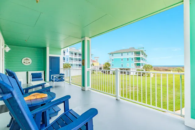 $498,500 | 4231 Pointe W Drive, Unit 103, Galveston, TX 77554