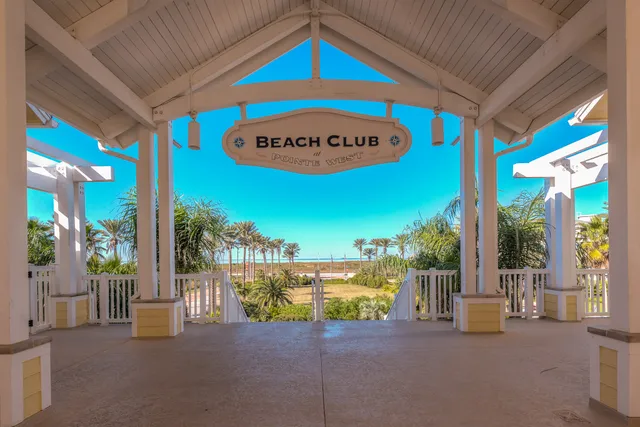 $500,000 | 4231 Pointe W Drive, Unit 103, Galveston, TX 77554