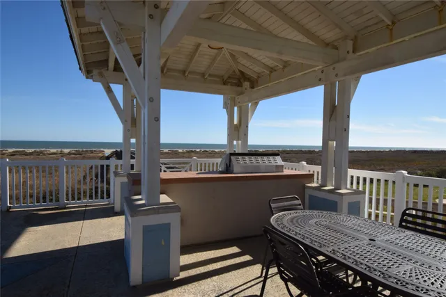 $500,000 | 4231 Pointe W Drive, Unit 103, Galveston, TX 77554