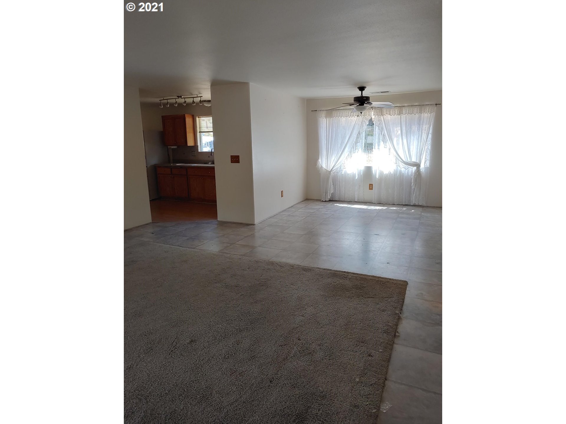 1229 South Side Road Sutherlin, OR 97479 - Photo 11 of 21