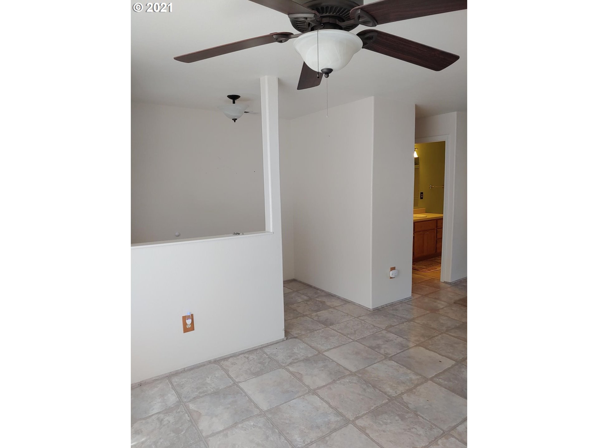 1229 South Side Road Sutherlin, OR 97479 - Photo 10 of 21