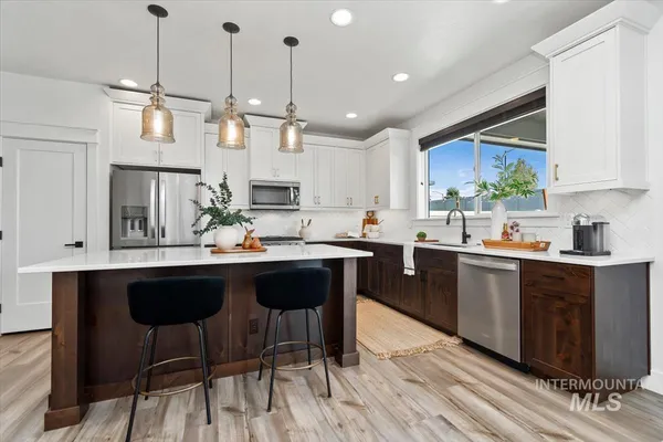 $529,900 | 5897 West Riva Capri Street, Meridian, ID 83646