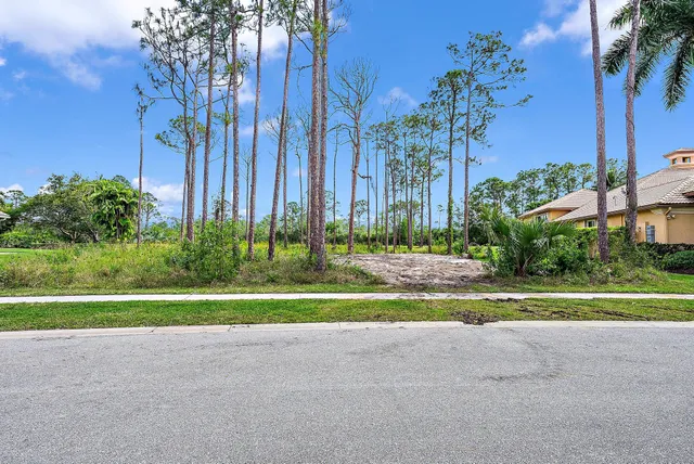 $750,000 | 6078 Wildcat Run, West Palm Beach, FL 33412