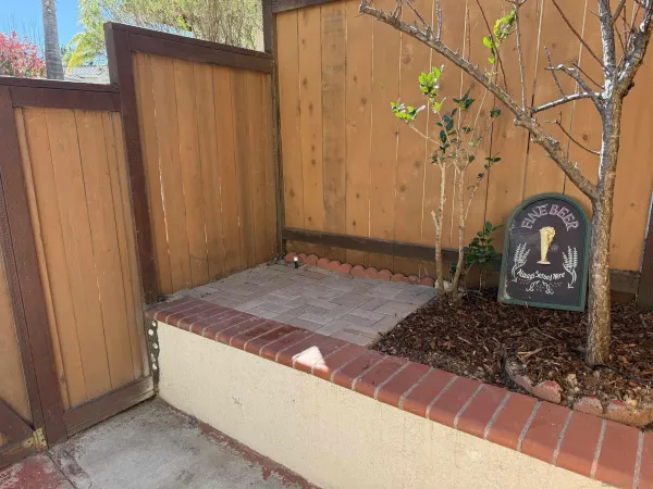 $1,995 | 4864 Riding Ridge Road, San Diego, CA 92130