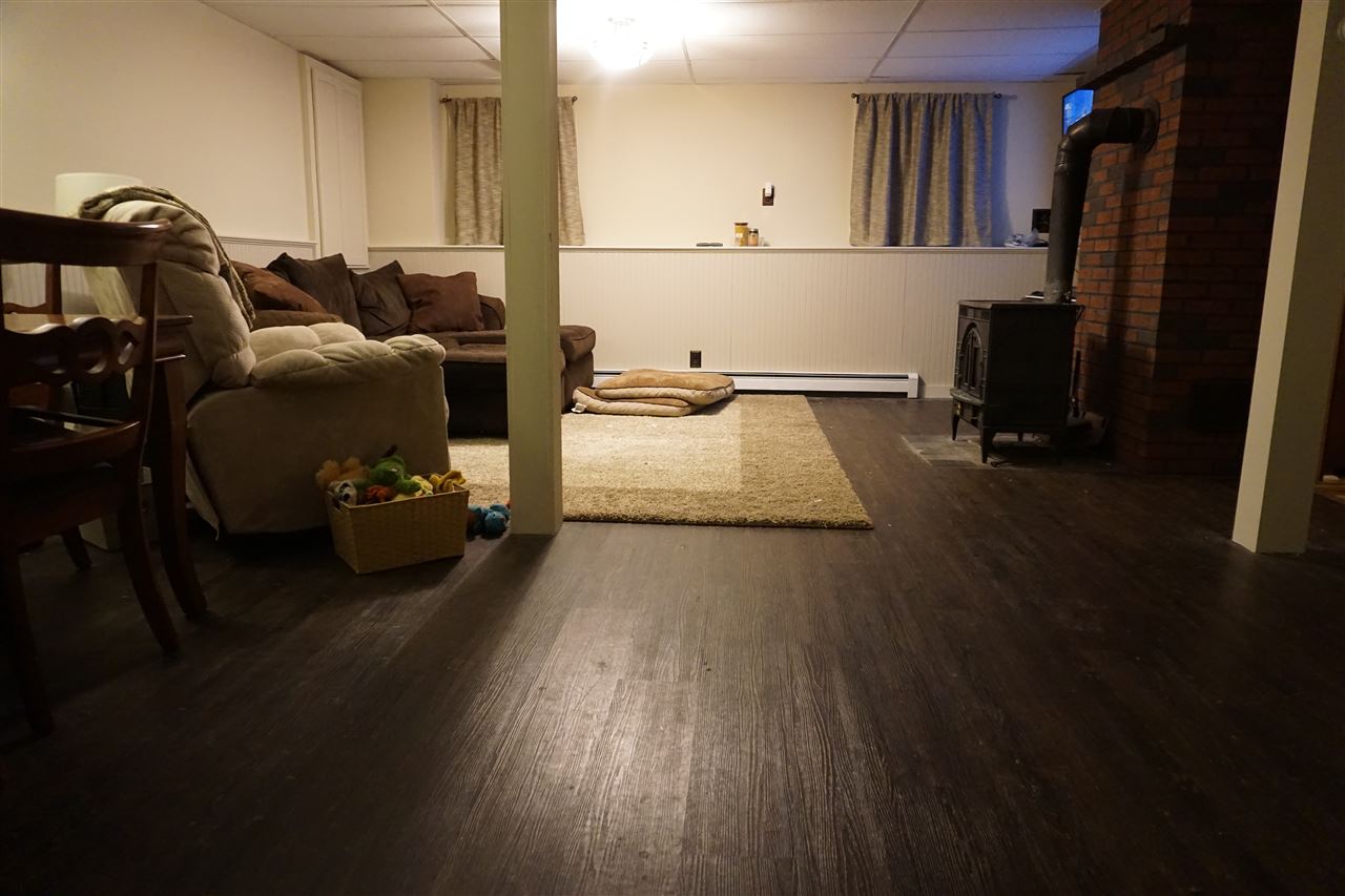 174 Exeter Road Newmarket, NH 03857 - Photo 12 of 26